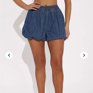 Bubbly Elastic Waistband Bubble Denim Shorts - large (medium and Black Wash)